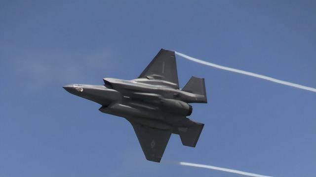 美军：飞行员慌乱中弃机弹射时<strong></p>
<p>泰达币</strong>，F-35战机并未失控