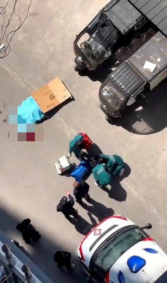 小区高空坠物砸死快递员<strong></p>
<p>币安交易app</strong>，四川巴中警方通报：2人被刑拘