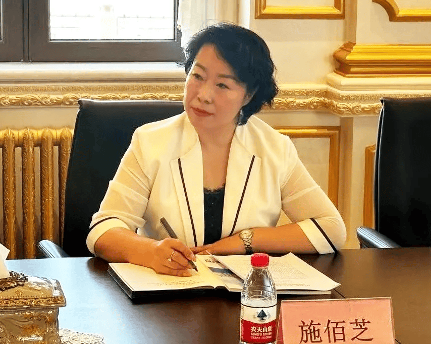 黑龙江人大公告：施佰芝涉嫌严重违法犯罪<strong></p>
<p>抹茶交易app</strong>，人大代表资格终止