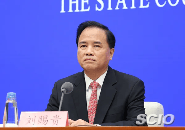 李锦斌、刘家义、刘赐贵、王建军<strong></p>
<p>ethf</strong>，已任中央指导组组长