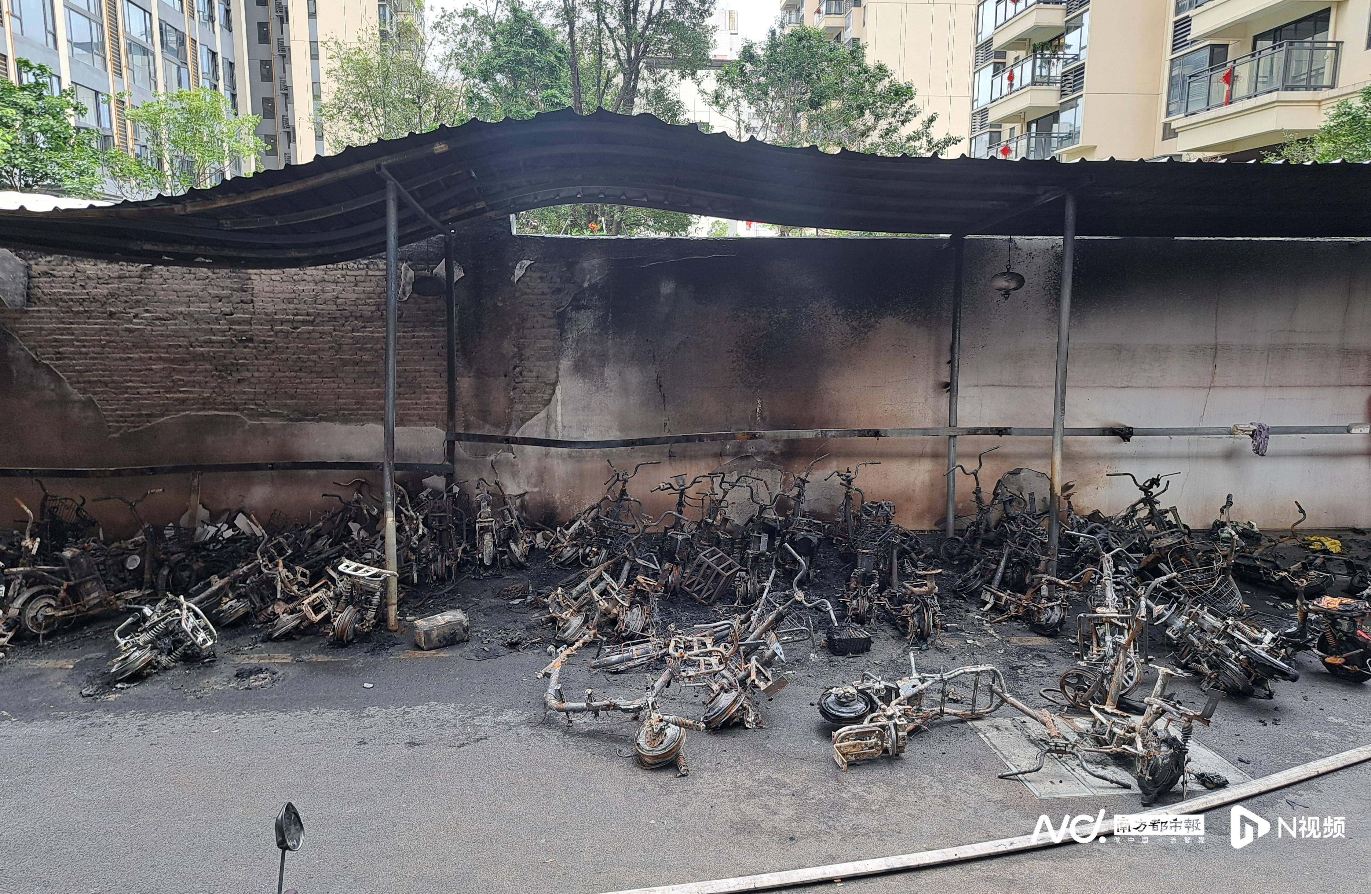 东莞一小区逾百辆电动自行车烧毁<strong></p>
<p>城邦</strong>！住户睡梦中被叫醒撤离逃生