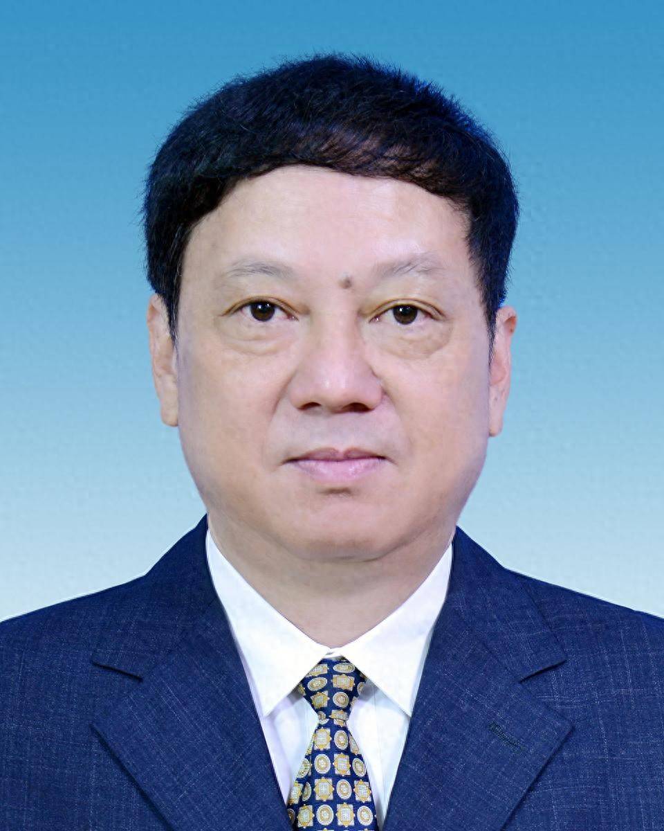 他当选新职<strong></p>
<p>赚比特币</strong>！曾任福州市市长（附简历）