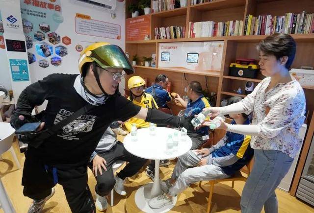 社保重大改革<strong></p>
<p>比特币换人民币</strong>，要把就业放第一