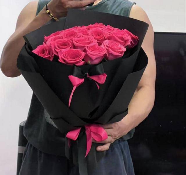 七夕不送玫瑰改送花菜<strong></p>
<p>比特币场外交易</strong>！这一届年轻人“反套路”重新定义浪漫