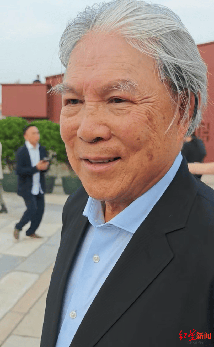 霍震霆：在阅兵仪式中<strong></p>
<p>比特币交易价格</strong>，看到了国家的国防能力和国家发展