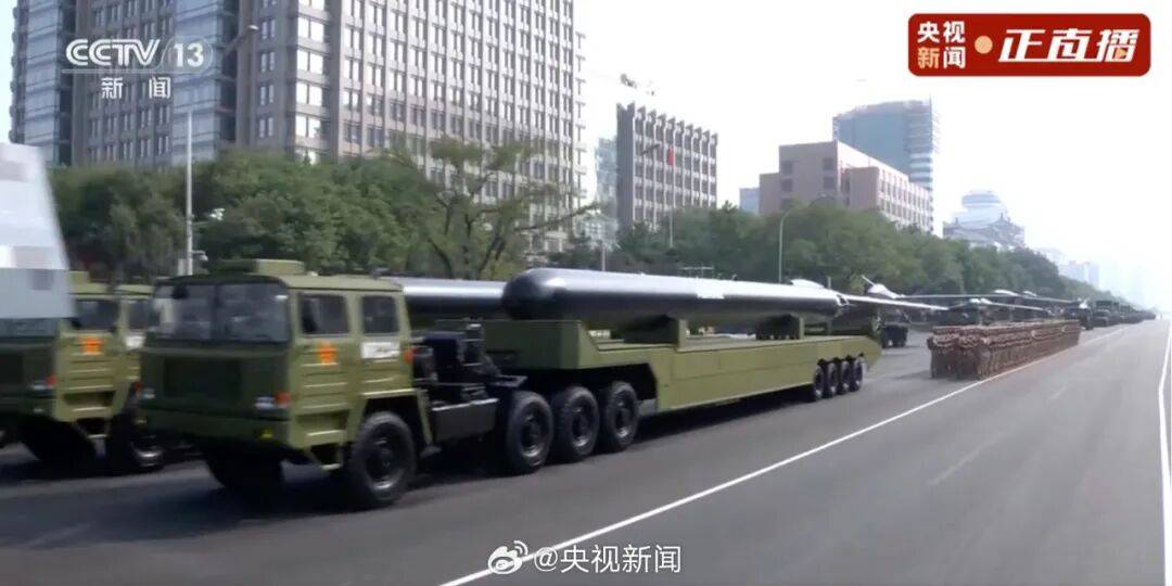 东风-61、巨浪-3、折叠翼预警机、歼-20S<strong></p>
<p>比特币交易价格</strong>，画面披露！