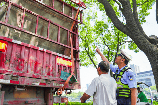 全域发力<strong></p>
<p>比特币网络拥堵</strong>！无锡公安开展安全生产大排查大整治
