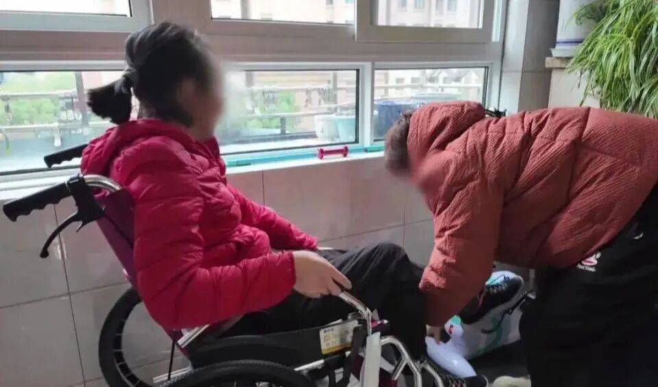 28岁妻子突发罕见病全身瘫痪<strong></p>
<p>比特币历史最低价格</strong>，丈夫哄骗卖婚房携款失踪，检方强势介入