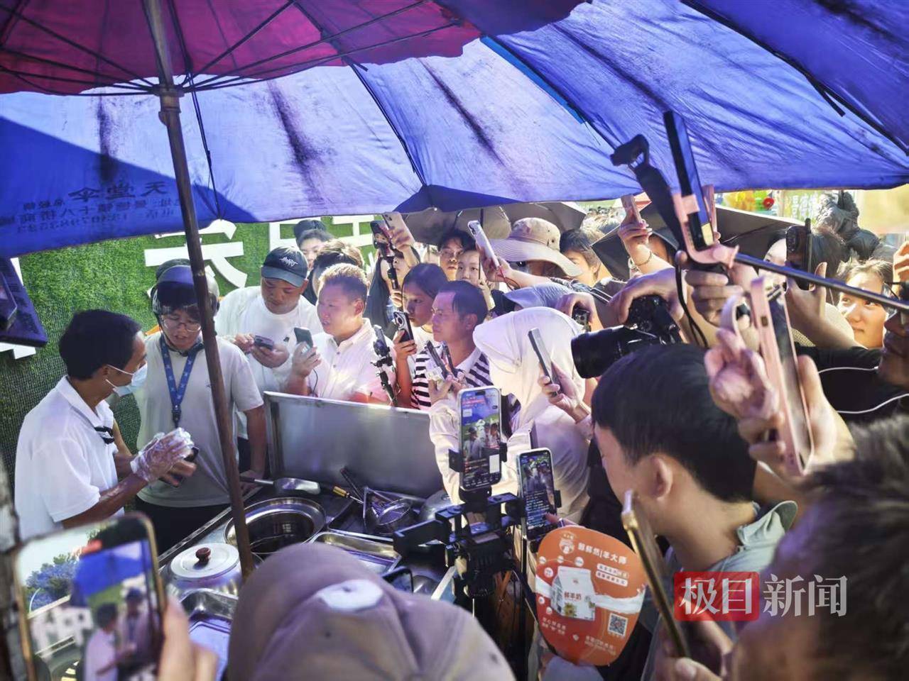 对话鸡排哥李俊永：爆火后每天一二十个镜头对着我<strong></p>
<p>比特币历史最低价格</strong>，未来不考虑直播带货，更愿意和顾客待在一起
