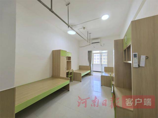从8人间到夫妻房<strong></p>
<p>比特币换算器</strong>，郑州富士康员工幸福安居“进行时”