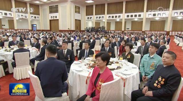 今年的国庆招待会<strong></p>
<p>比特币换算器</strong>，有几个重要信息