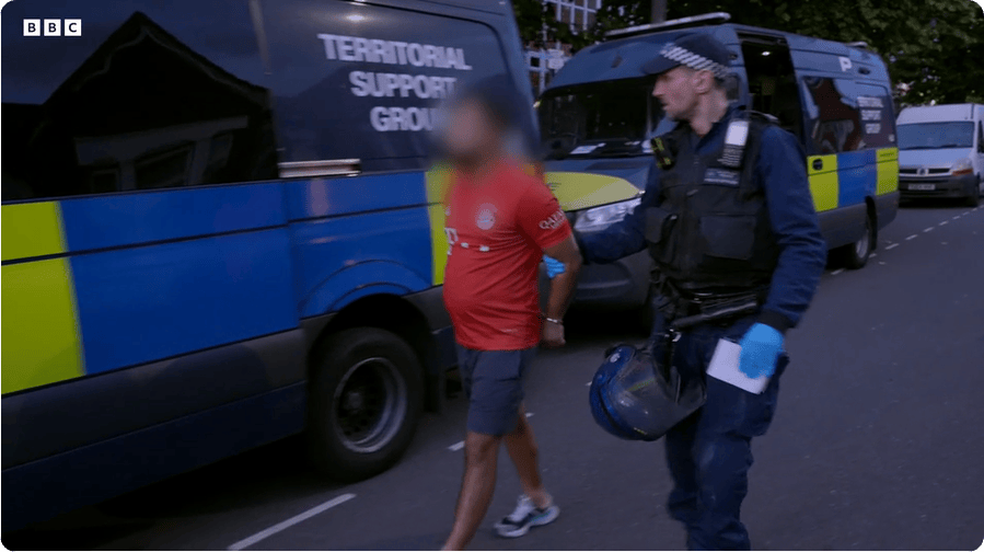 凯特患癌竟因辉瑞疫苗？伦敦4万被盗手机直飞香港<strong></p>
<p>比特儿</strong>，比贩毒暴利产业链曝光…