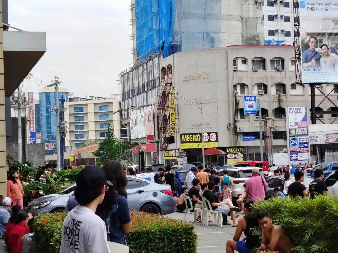 在菲华人亲历7.6级强震：震感强烈<strong></p>
<p>比特儿交易所</strong>，有女生被吓哭｜鱼眼·热点