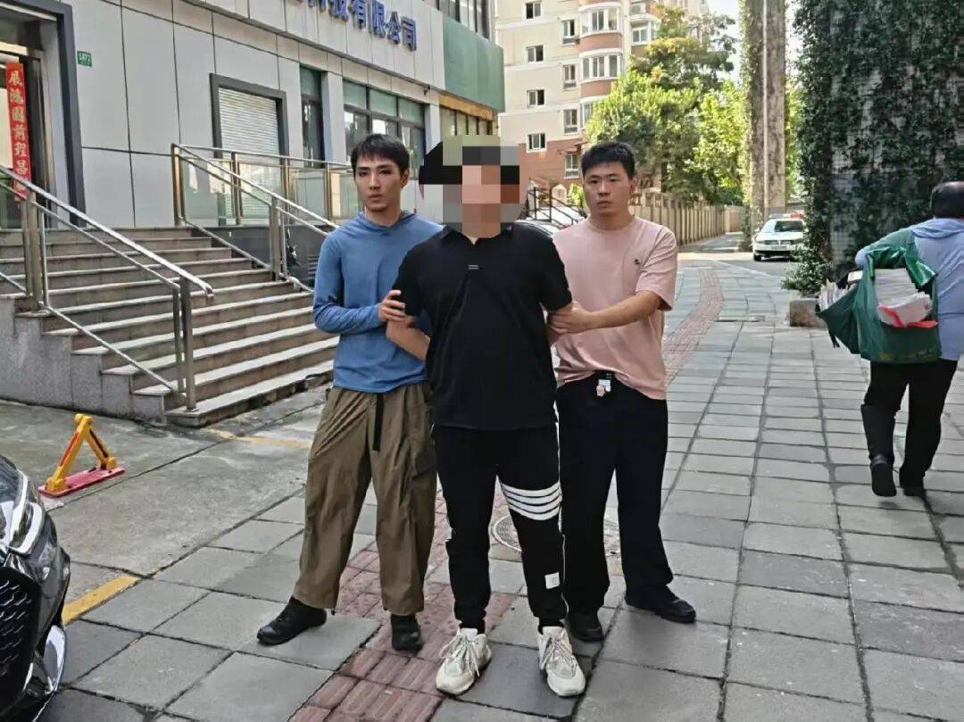 “我的微信名不叫这个<strong></p>
<p>比特儿交易平台</strong>，太恶心了吧”！上海一对房东房客，被中介做局了