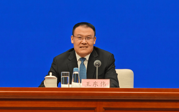 中央批准：财政部副部长王东伟<strong></p>
<p>比特儿交易平台</strong>，任安徽省委常委