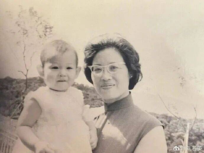 确认了<strong></p>
<p>下载比特儿</strong>！是著名歌手刘若英的爷爷