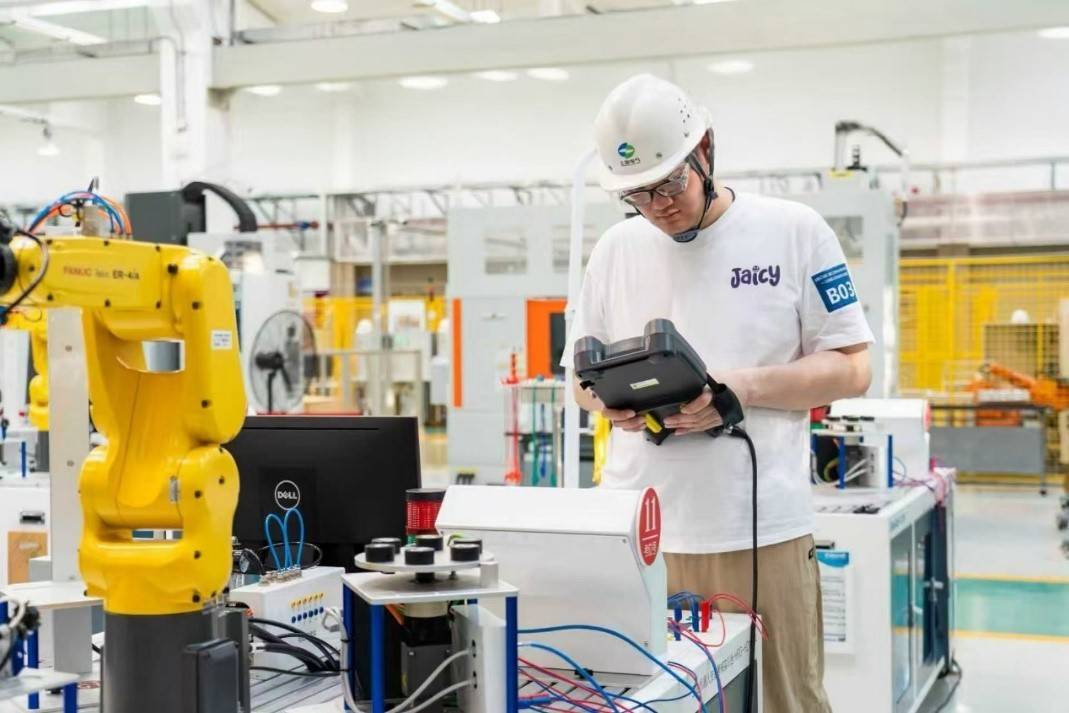 上海机器人系统运维选手集训有序推进<strong></p>
<p>比特儿海外交易平台</strong>,“破阵”指日可待