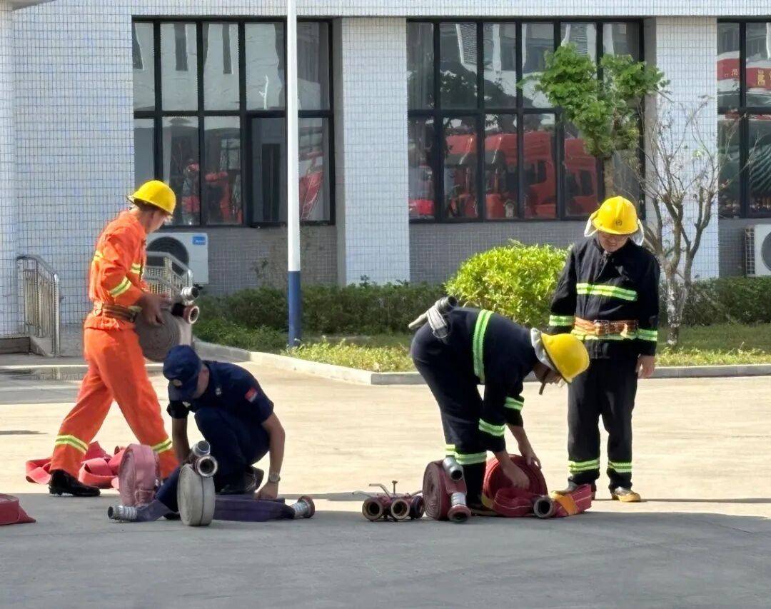 训考结合砺精兵<strong></p>
<p>比特儿海外交易平台</strong>！高新区微型消防站技能培训暨考核顺利举行