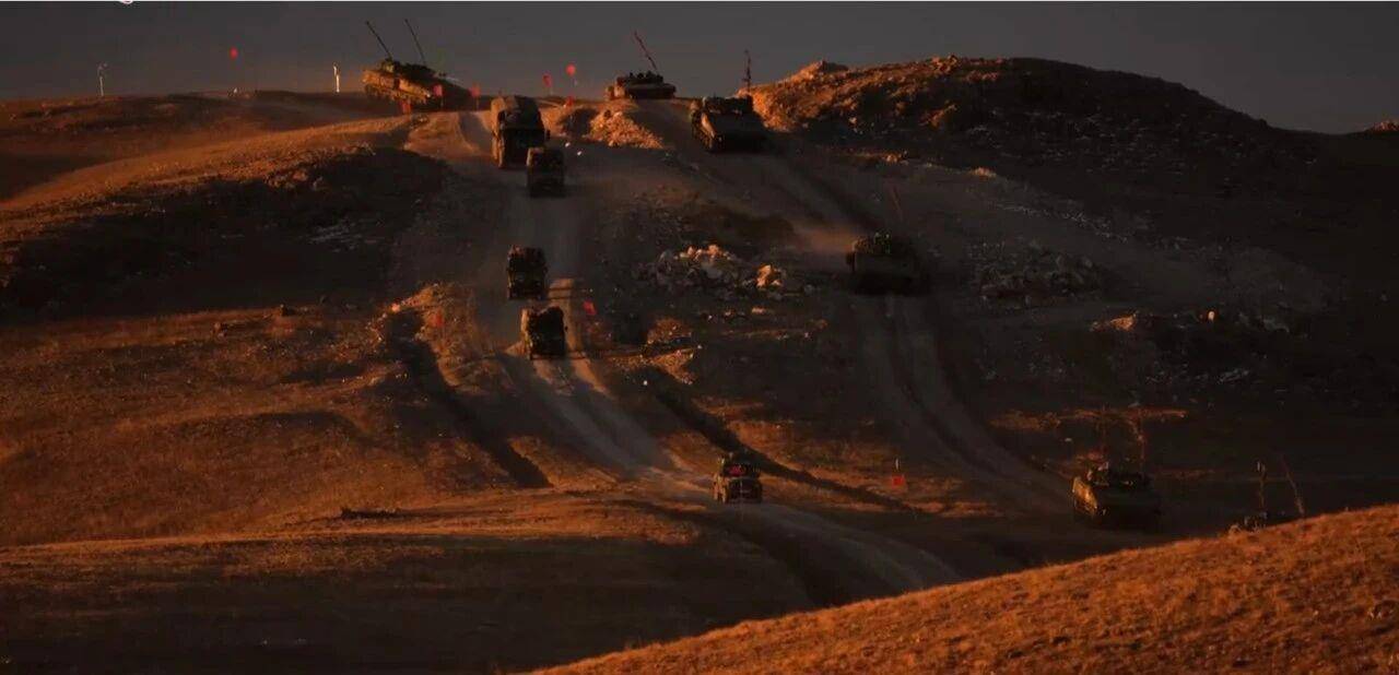 大场面！机器狗、无人机开路<strong></p>
<p>比特儿黑币</strong>，实兵对抗演练画面公布