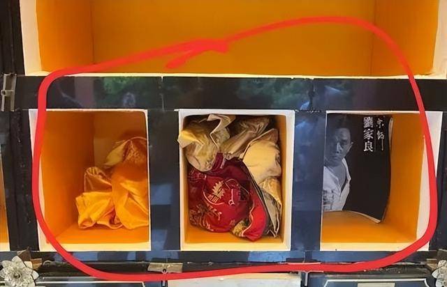 多位名人骨灰被盗<strong></p>
<p>比特儿账号</strong>，遗孀含泪证实