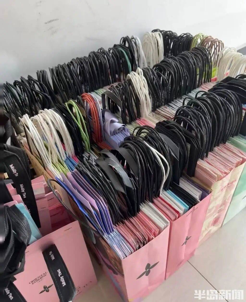 火了！大批人开始囤<strong></p>
<p>现货</strong>，随手扔掉的东西，有人靠它赚了近千元