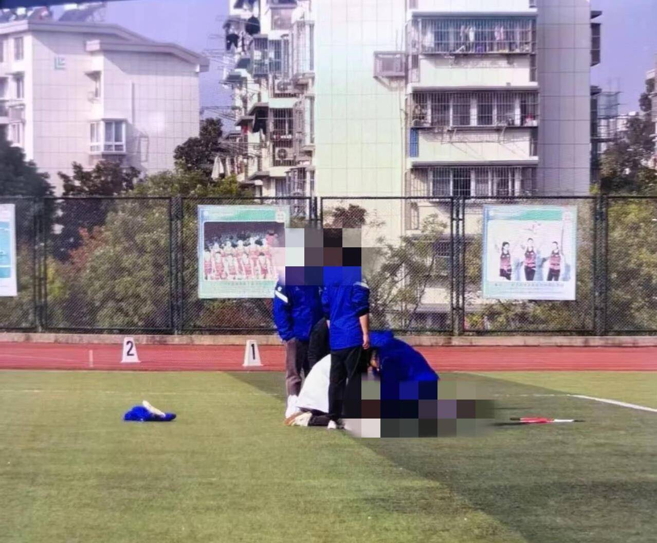 南京一学生在运动会上跑200米时倒地去世<strong></p>
<p>桔子虚拟币</strong>，官方：深感痛心，已与亲属沟通妥善处理