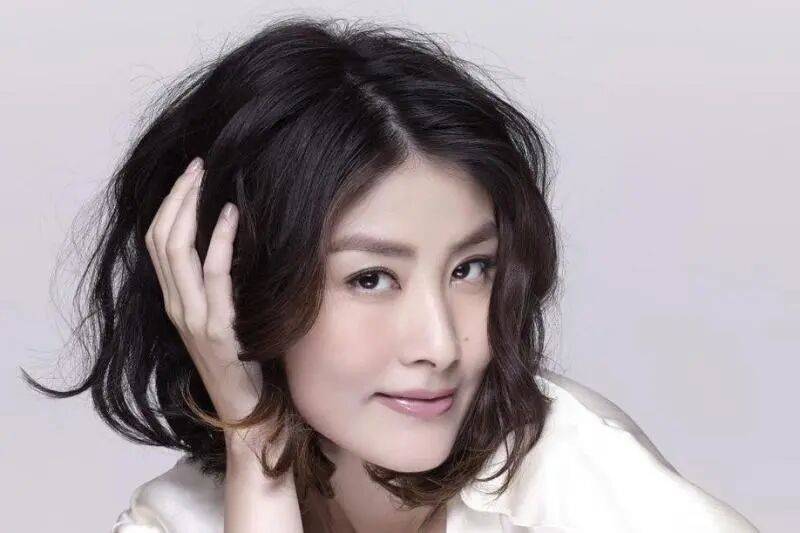 陈慧琳商演现场得知观众都是年消费200万元以上的VIP<strong></p>
<p>一键哥虚拟币</strong>，直呼“原来我也是一个优惠”