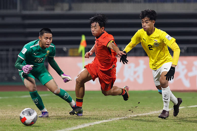 U16国足让中国球迷继续“过年”<strong></p>
<p>虚拟网领币</strong>，对手再弱，连续踢出两位数比分也非易事