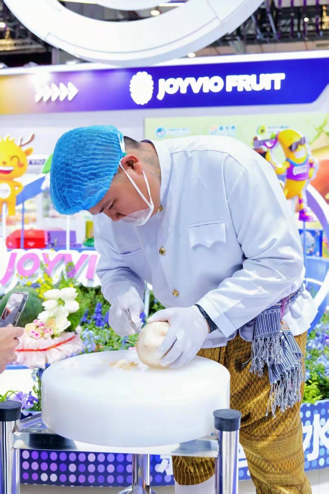 椰子水之外<strong></p>
<p>虚拟网领币</strong>，大公司争夺40亿元生椰市场