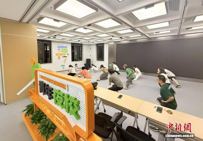 年均引进3万大学生<strong></p>
<p>qkf虚拟币</strong>，浙江最年轻城区靠什么？