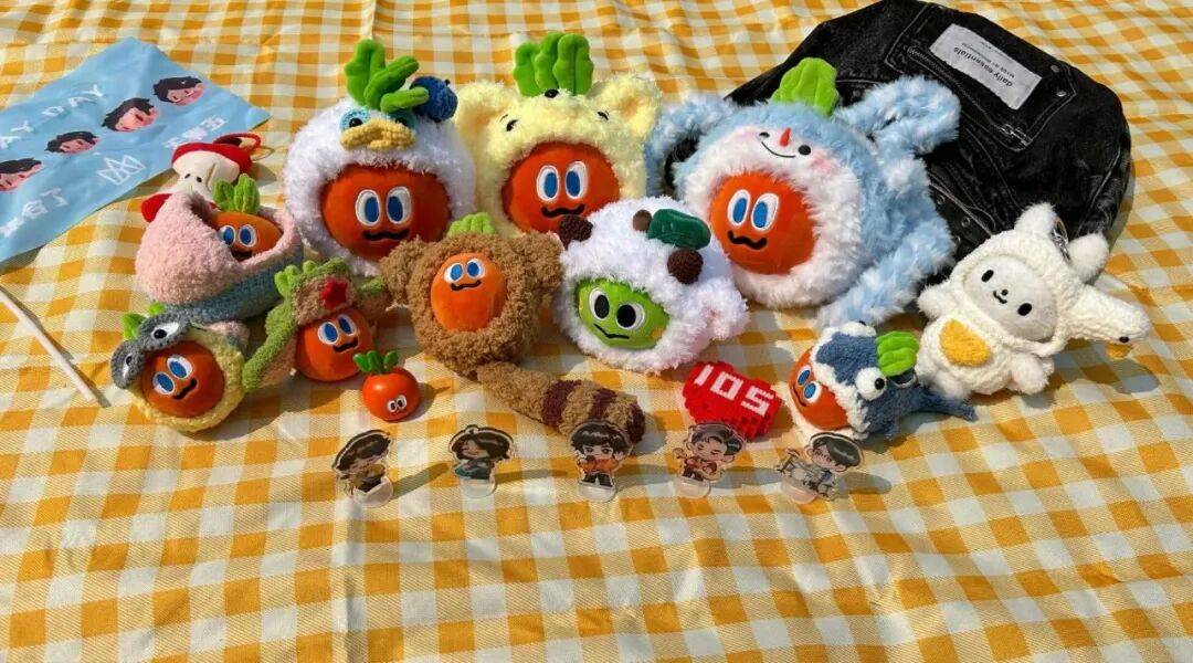 “50块帆布包配3000块包挂”<strong></p>
<p>qkf虚拟币</strong>，时髦年轻人背半个身家出门