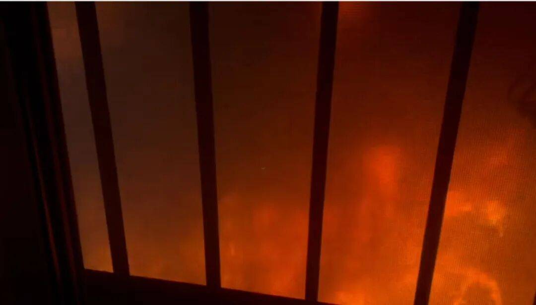 天通苑一天两起电动车火情<strong></p>
<p>代虚拟币</strong>，突然着火忒吓人丨有事儿@新京报