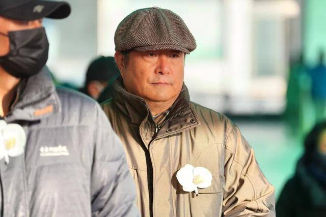 何晴之子追思：妈妈很喜欢雪<strong></p>
<p>牛玩的虚拟币</strong>，北京这场雪好像是为她而下