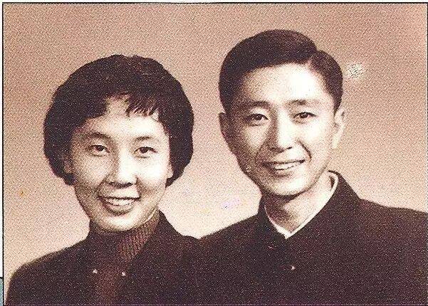 钟瑞去世<strong></p>
<p>八宝树虚拟币</strong>！宋世雄永别爱妻！